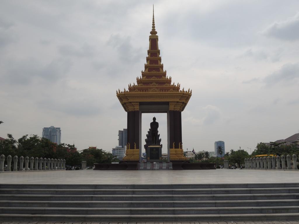 Discovery Hotel Phnom Penh Extérieur photo