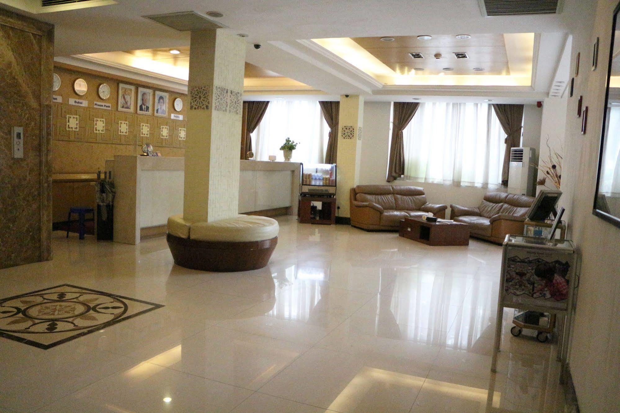 Discovery Hotel Phnom Penh Extérieur photo