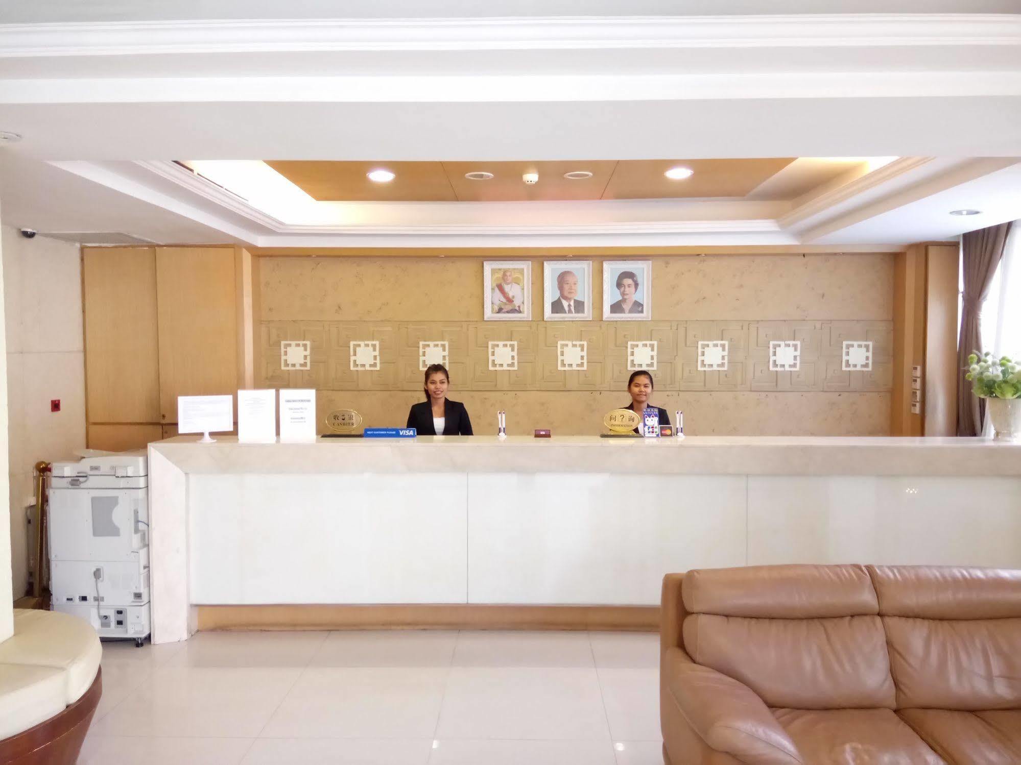 Discovery Hotel Phnom Penh Extérieur photo